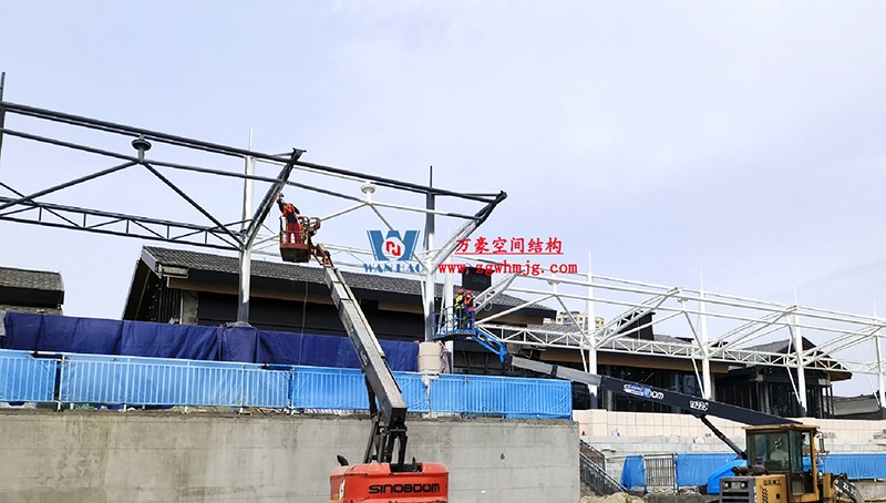 勞動最光榮,致敬一線工作者! 勞動最光榮,致敬一線工作者!