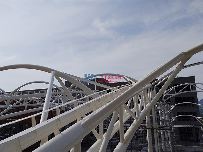 浙江真愛毯業(yè)科技有限公司廠房三屋面膜結(jié)構(gòu)工程完工大吉! 浙江真愛毯業(yè)科技有限公司廠房三屋面膜結(jié)構(gòu)工程完工大吉!