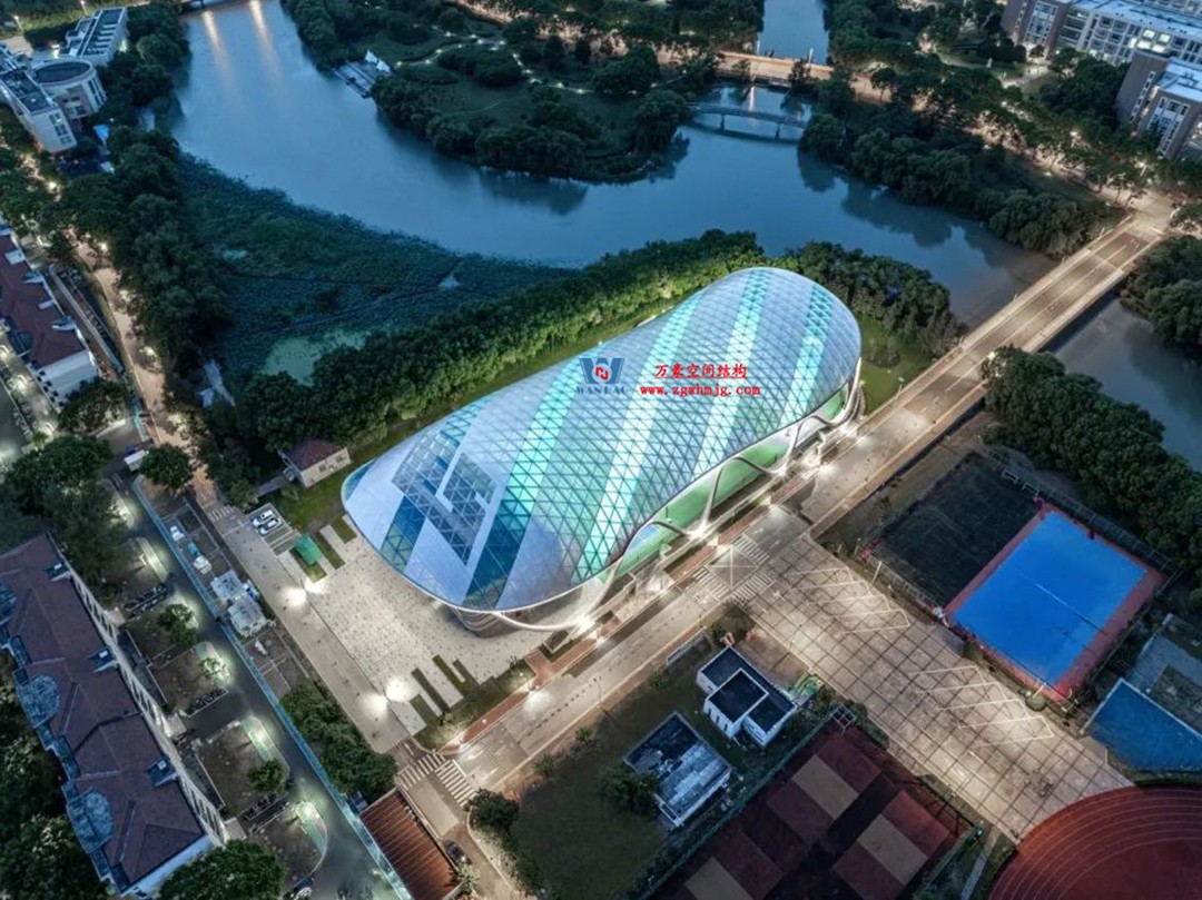 帆影碧波|風雨操場上的ETFE膜結(jié)構(gòu)穹頂