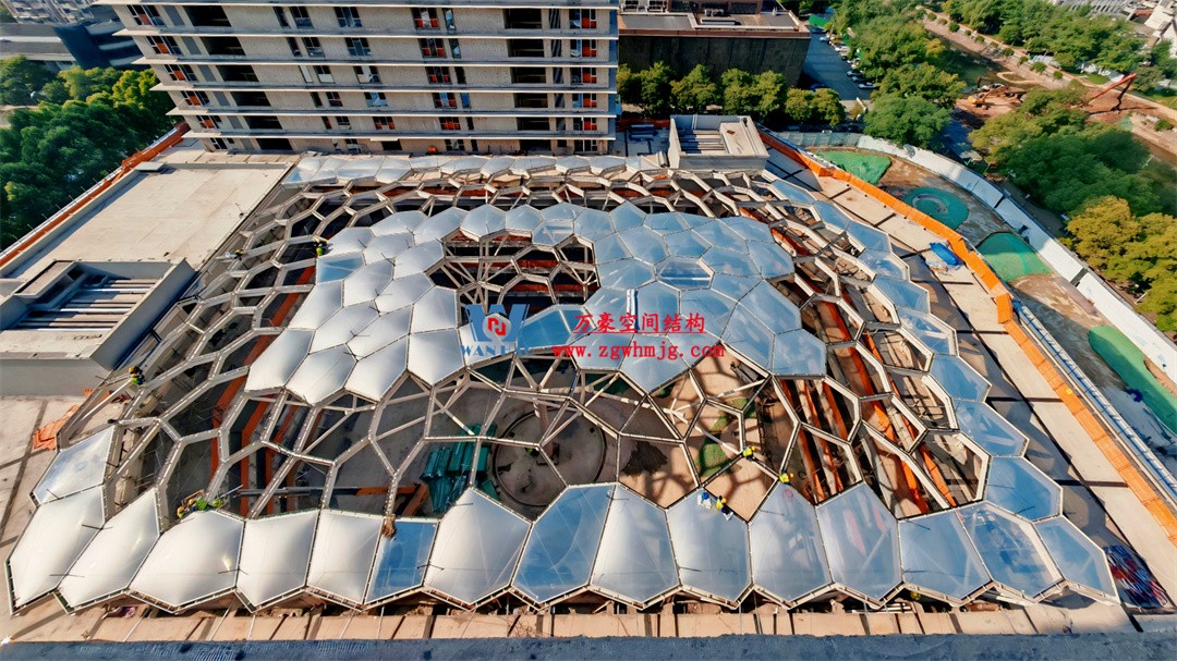 浙江萬豪空間結(jié)構(gòu)集團(tuán)有限公司安吉云安里項(xiàng)目膜結(jié)構(gòu)工程進(jìn)展報(bào)告