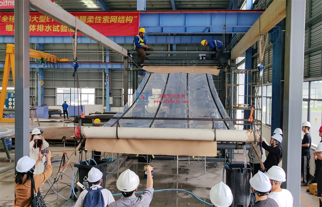 標(biāo)桿引領(lǐng)，智啟未來(lái)——萬(wàn)豪集團(tuán)營(yíng)銷、設(shè)計(jì)與技術(shù)骨干共赴無(wú)錫奧體中心，現(xiàn)場(chǎng)觀摩學(xué)習(xí)解鎖“創(chuàng)新密碼”