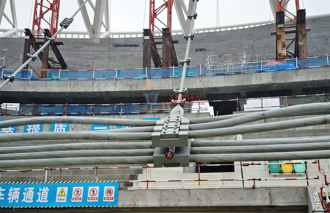 標(biāo)桿引領(lǐng)，智啟未來(lái)——萬(wàn)豪集團(tuán)營(yíng)銷、設(shè)計(jì)與技術(shù)骨干共赴無(wú)錫奧體中心，現(xiàn)場(chǎng)觀摩學(xué)習(xí)解鎖“創(chuàng)新密碼”