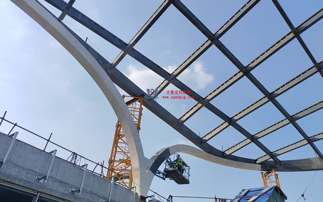 ETFE氣枕膜與雙曲面空間網(wǎng)殼結(jié)構(gòu)結(jié)合是什么樣?一起來一睹真容 ETFE氣枕膜與雙曲面空間網(wǎng)殼結(jié)構(gòu)結(jié)合是什么樣?一起來一睹真容